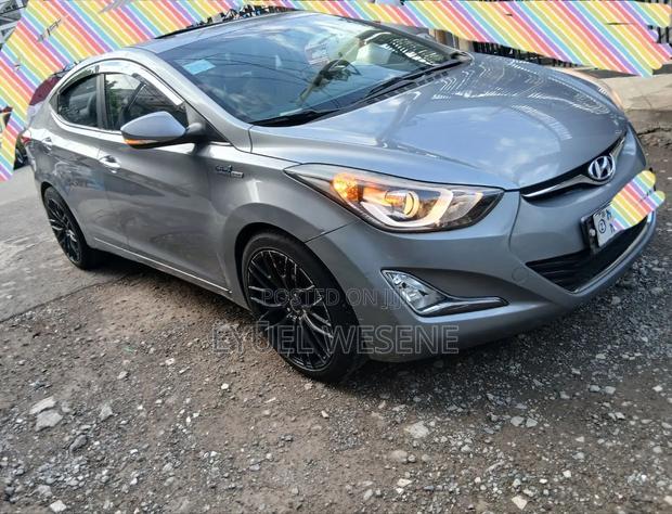 Hyundai Avante 2015 Silver