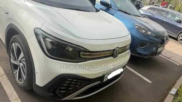 Volkswagen ID.6 2023 White