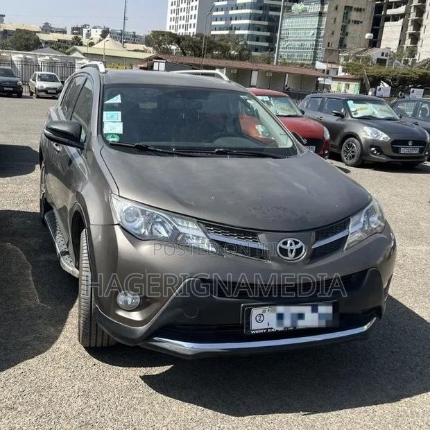 Toyota RAV4 2015 Gray