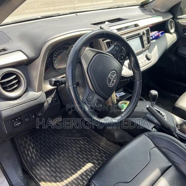 Toyota RAV4 2015 Gray
