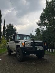 Toyota Land Cruiser 2014 White for sale