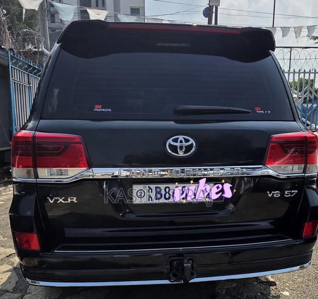 Toyota Land Cruiser 2013 Black