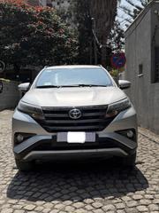 Toyota Rush 2022 Silver for sale