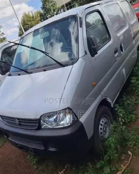 Suzuki Eeco 1.2 Petrol FWD 2023 Silver