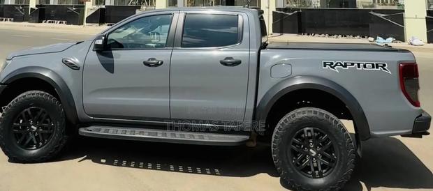 Ford Ranger Wildtrak 2023 Gray