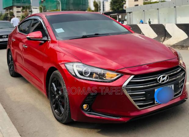 Hyundai Avante 2017 Red