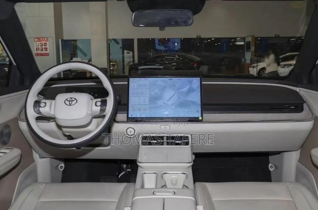 Toyota bZ3 2025 Gray