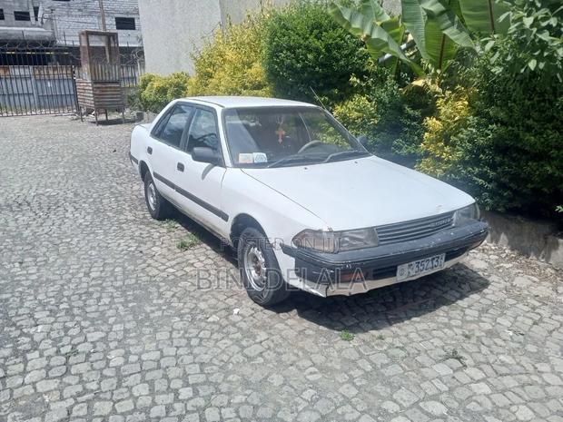 Toyota Carina 1988 White