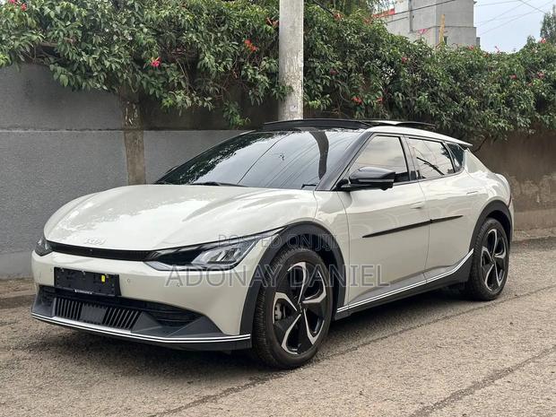 New Kia EV6 2023 Silver