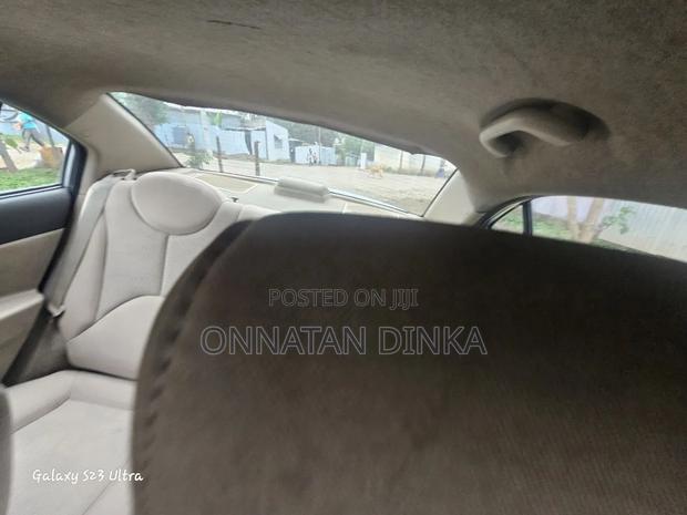 Hyundai Accent 2010 Silver