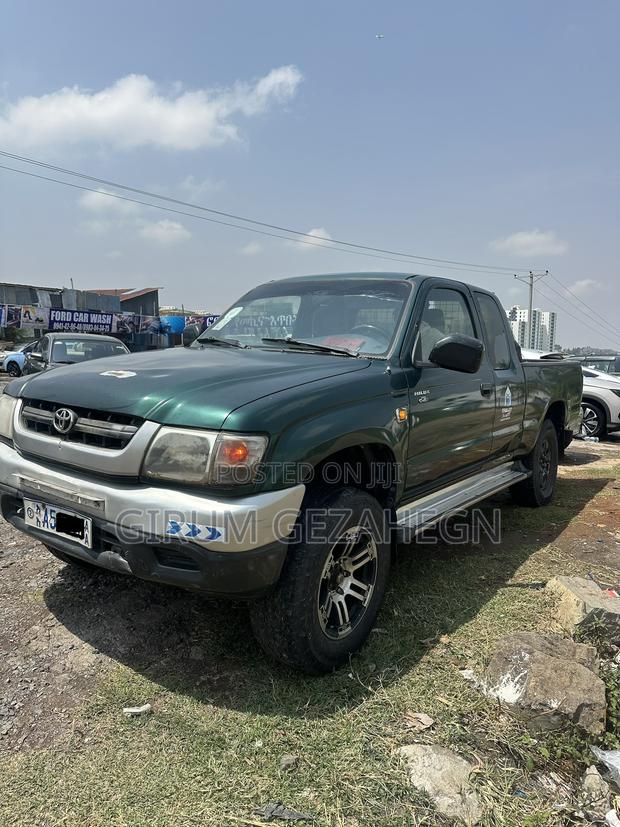 Toyota Hilux 2.5 Cab 2005 Green