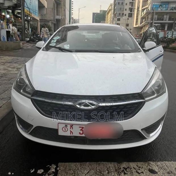 Chery Arrizo 5 2023 White