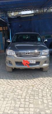 Toyota Hilux 2012 Gray for sale