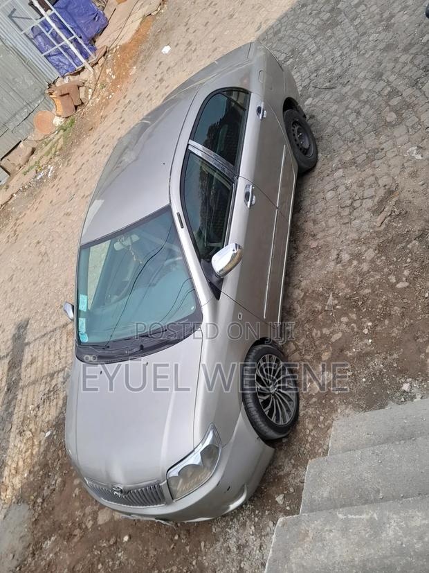 Toyota Corolla 2006 Gray