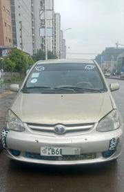 Toyota Platz 2005 Gold for sale