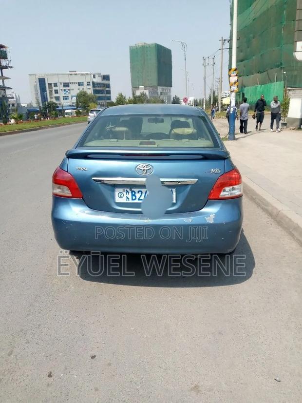 Toyota Belta 2008 Blue