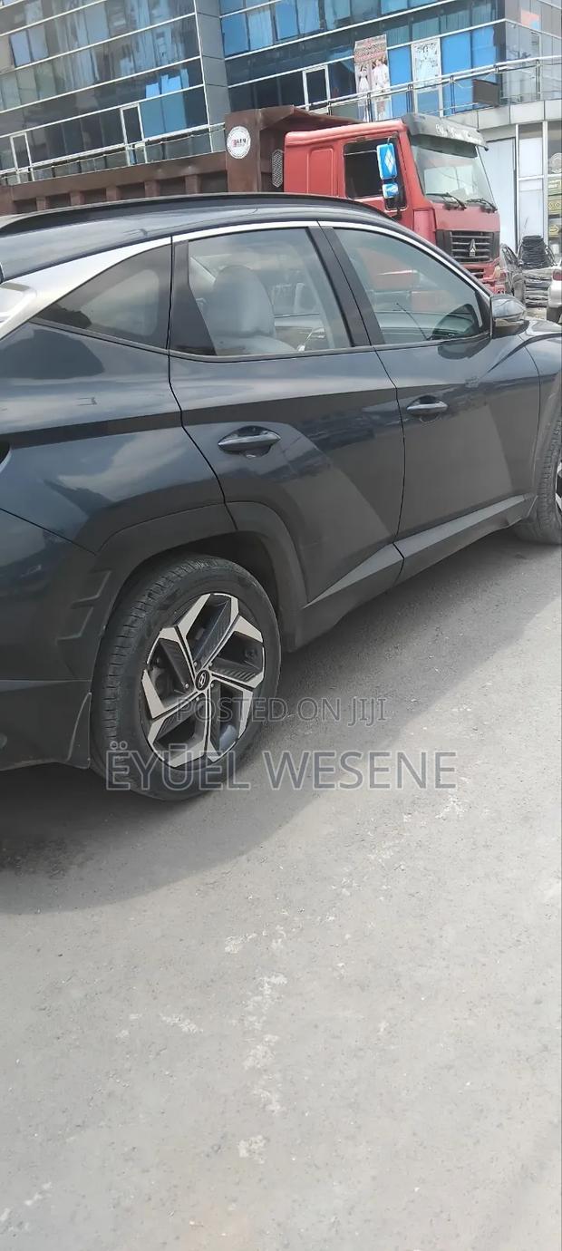 Hyundai Tucson 2022 Gray