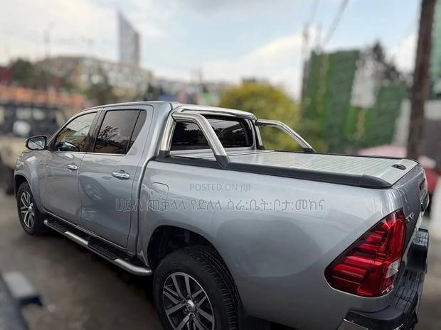 Toyota Hilux 2020 Pearl