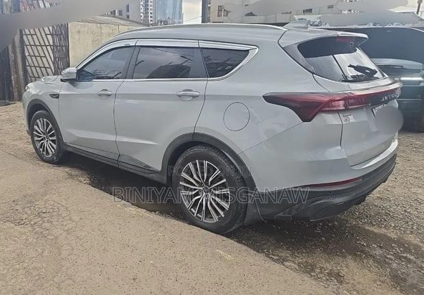 Jetour X70 Plus 2024 Gray