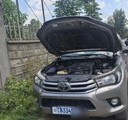 Toyota Hilux 2017 Silver for sale