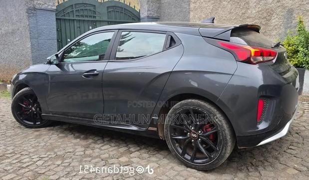 Hyundai Veloster 2019
