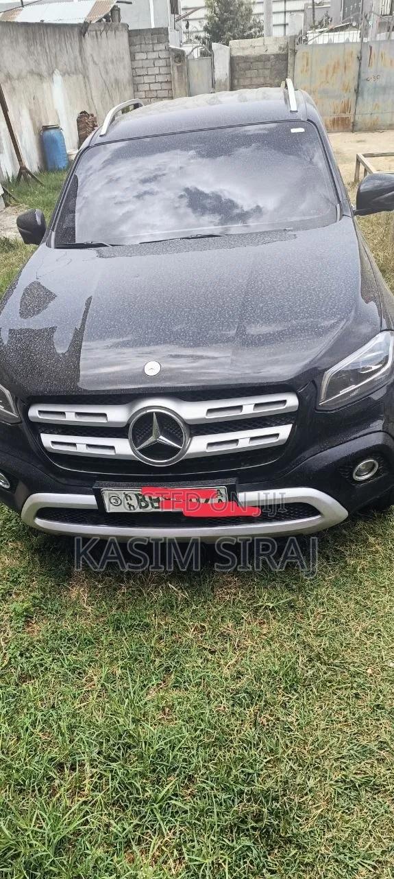 Mercedes-Benz X Class 2020 Gray