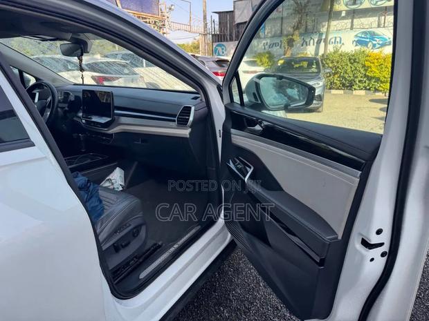 New Volkswagen ID.4 2023 Gray