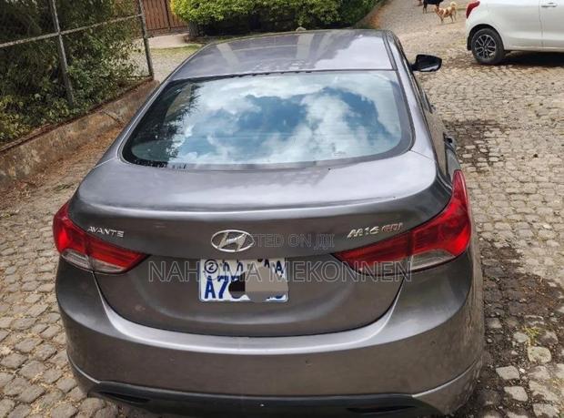 Hyundai Avante 2012 Gray