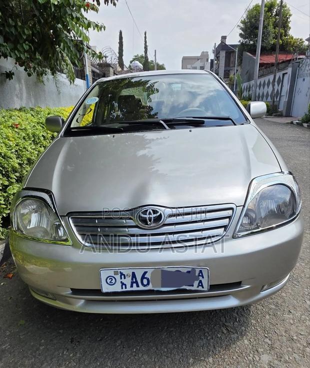 Toyota Corolla 2003 Gold