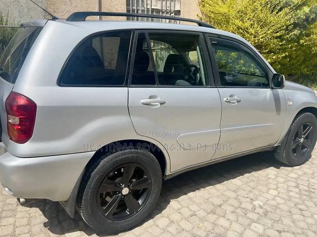 Toyota RAV4 2005 Silver