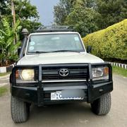 Toyota Land Cruiser 2014 White for sale