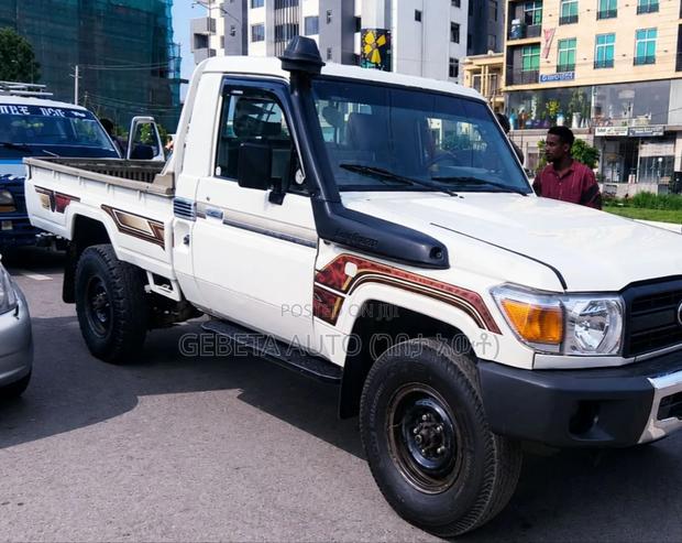Toyota Land Cruiser 2008