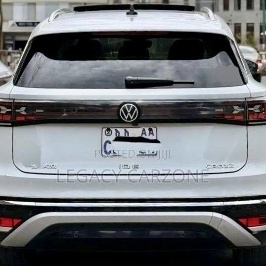 Volkswagen ID.6 2023 White