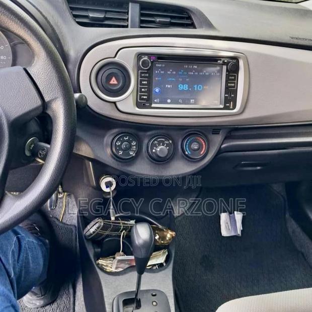Toyota Yaris 2013 Gray