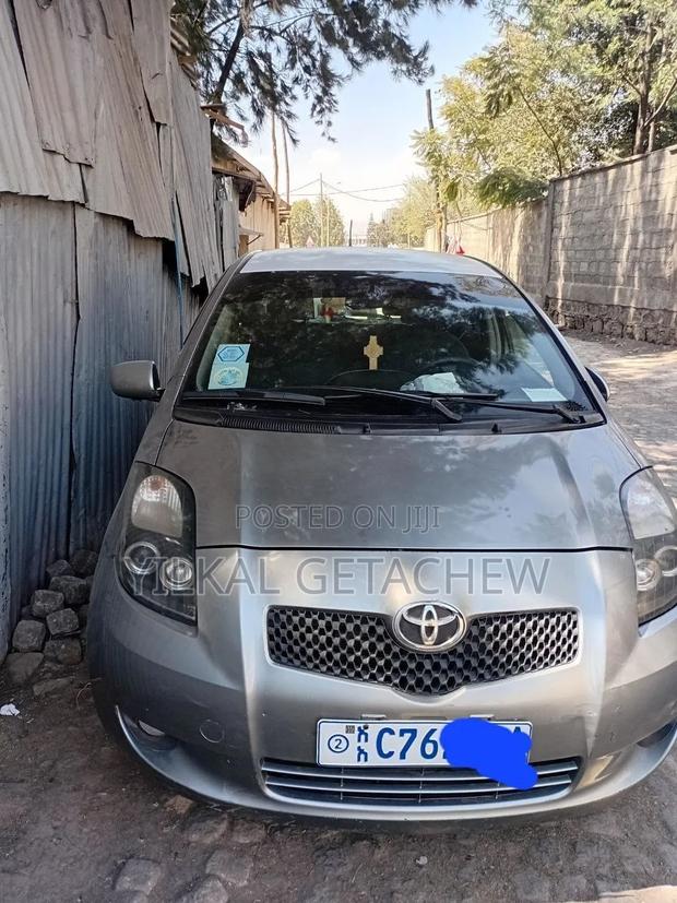 Toyota Yaris 2008 Silver