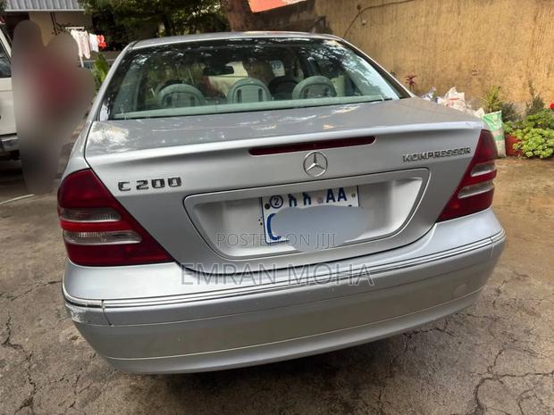 Mercedes-Benz C200 2003 Silver
