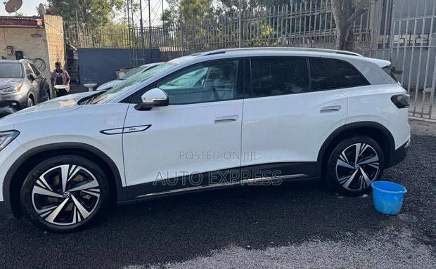 Volkswagen ID.4 2023 White