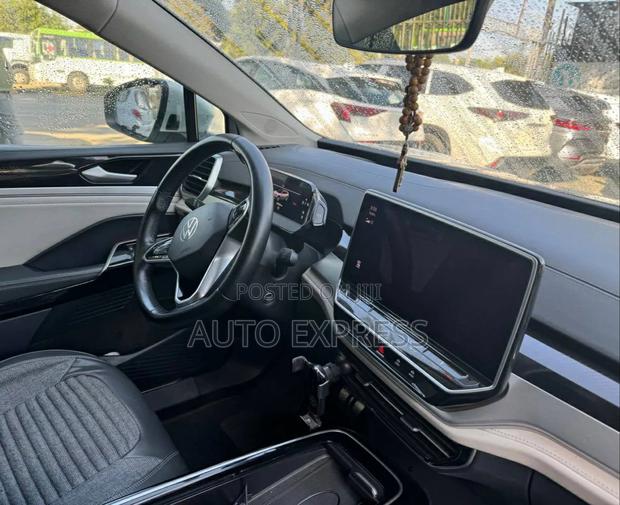 Volkswagen ID.4 2023 White