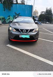 Nissan Qashqai 2017 Gray for sale