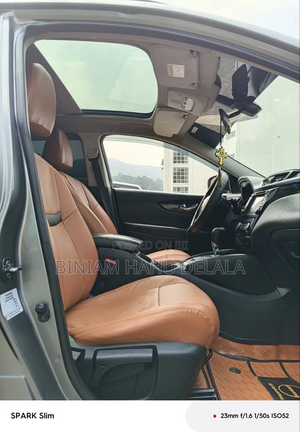Nissan Qashqai 2017 Gray