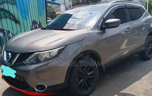 Nissan Qashqai 2016 Silver