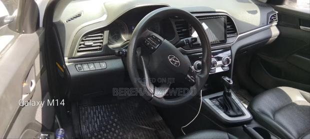 Hyundai Avante 2020 White