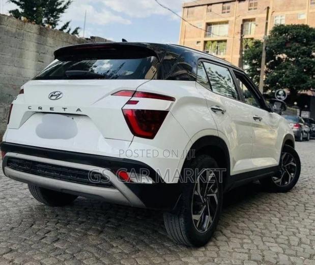 Hyundai Creta 2023 White
