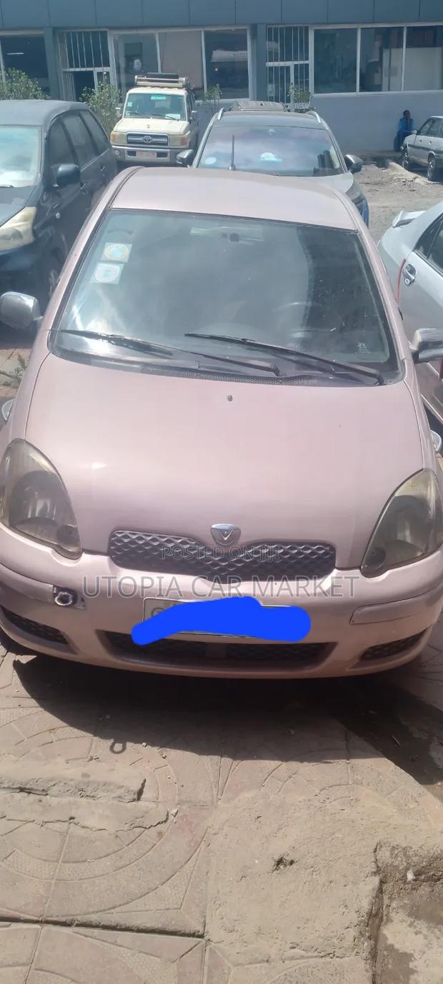 Toyota Vitz 2004