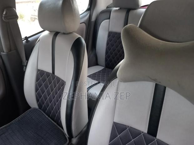 Toyota Platz 1.0 FWD 2001 Gray