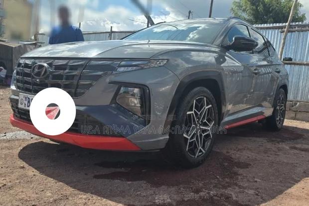 Hyundai Tucson 2021 Green