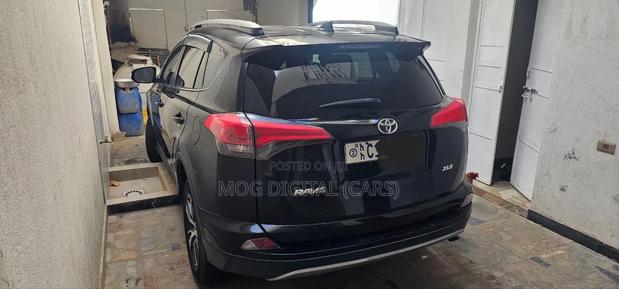 Toyota RAV4 2018 Black