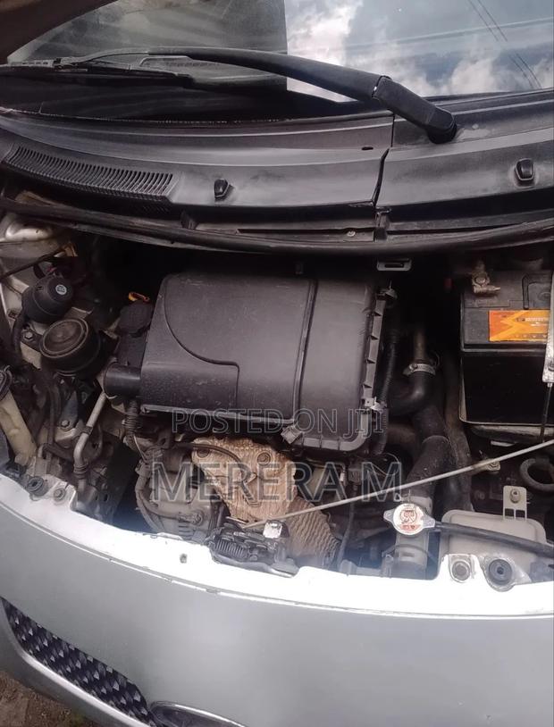 Toyota Yaris 2006 Silver