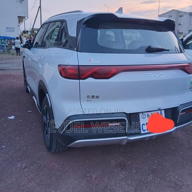 BYD Yuan Up 2025 White