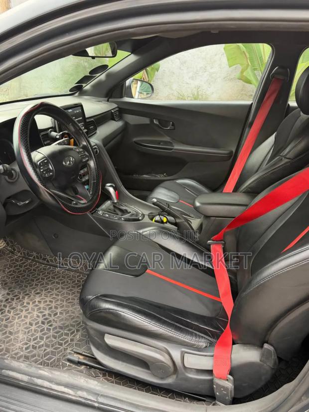 Hyundai Veloster 2019 Gray